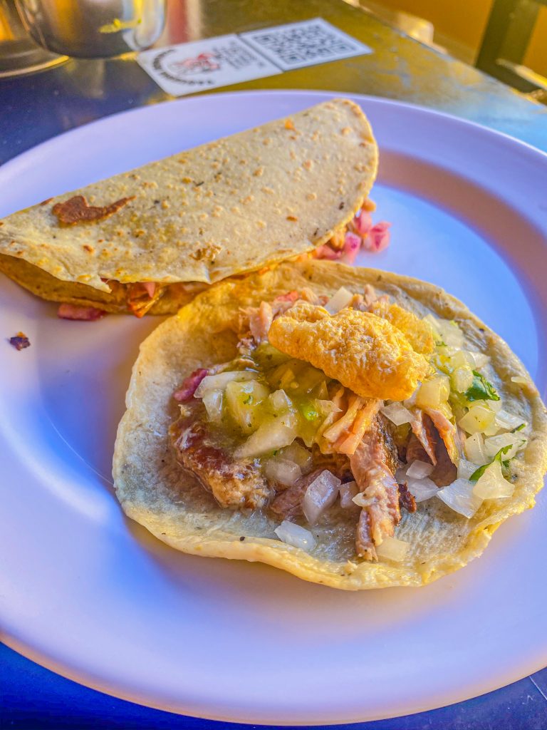 Foto de tacos no post onde comer em Tulum 