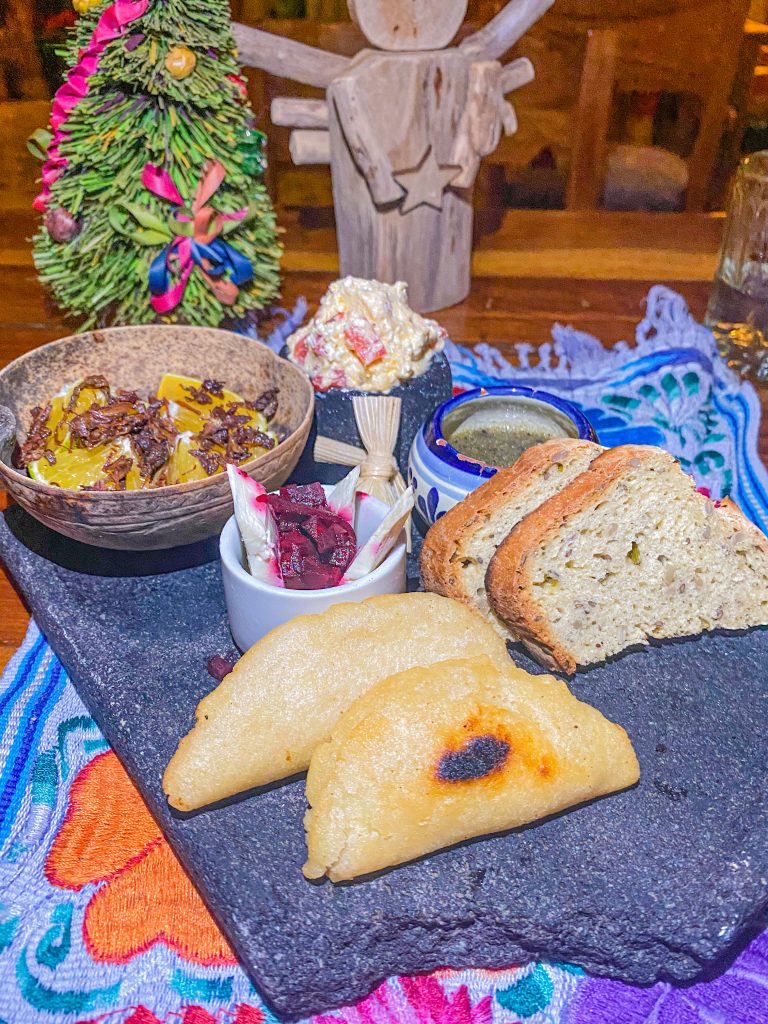 Foto de iguarias mexicanas no post onde comer em Tulum 